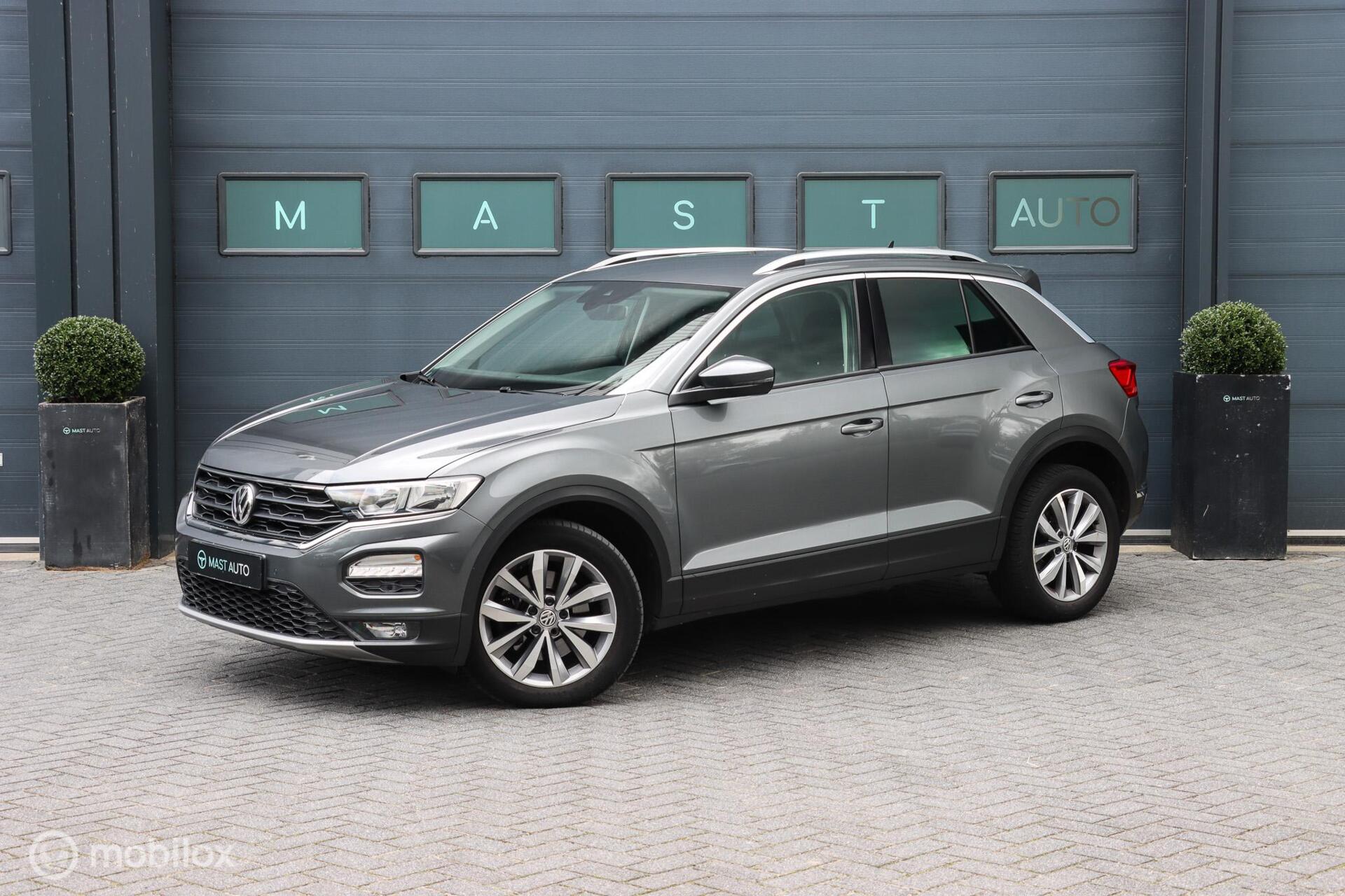Volkswagen T-roc 1.0 TSI Style|VIRTUAL|CAMERA|CARPLAY|NAP 2018 - voorkant