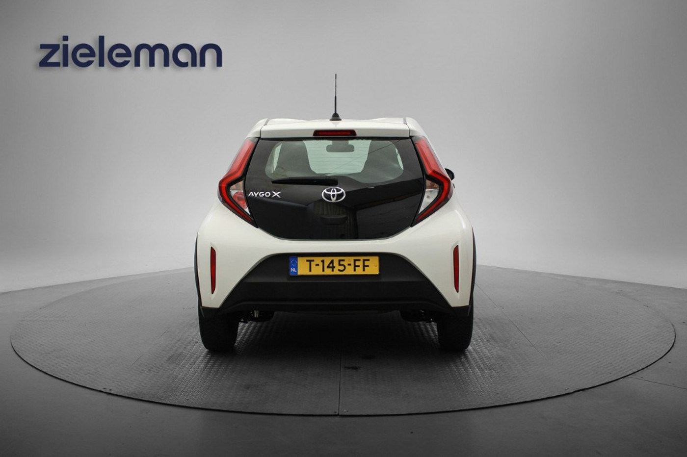 Foto van Toyota Toyota Aygo X
