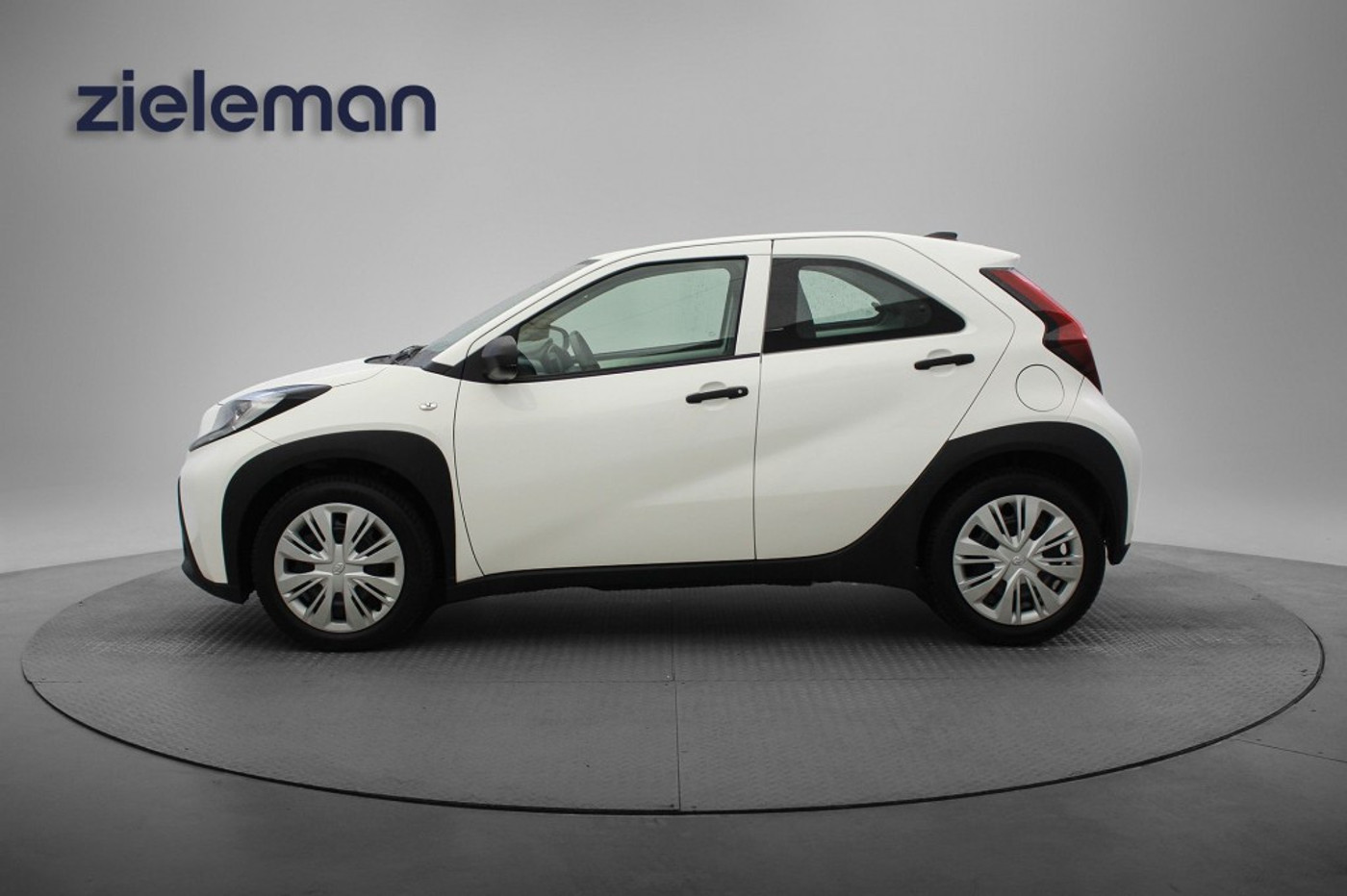 Foto van Toyota Toyota Aygo X