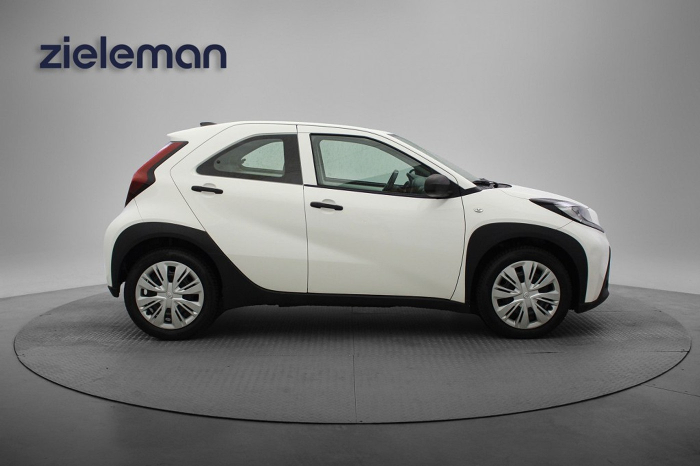 Foto van Toyota Toyota Aygo X