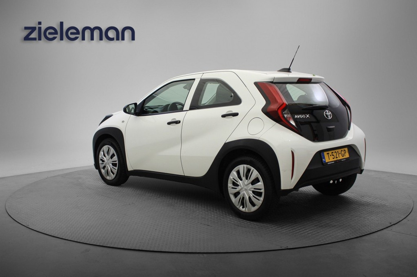 Foto van Toyota Toyota Aygo X