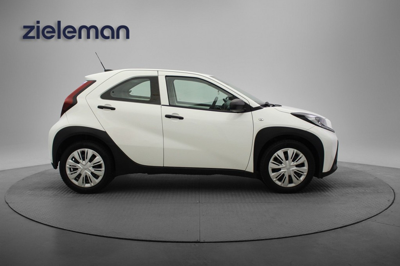 Foto van Toyota Toyota Aygo X