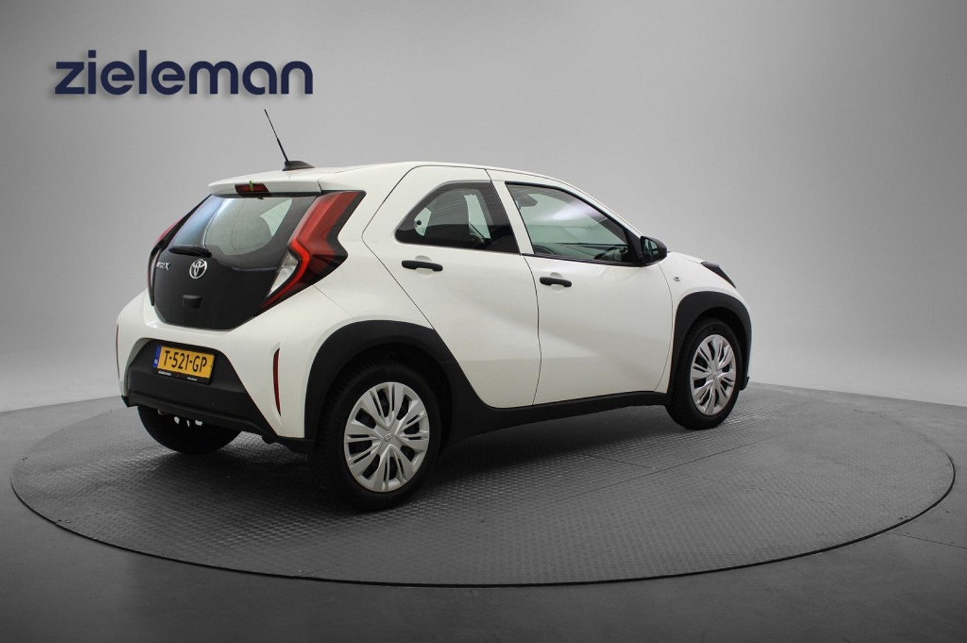 Foto van Toyota Toyota Aygo X