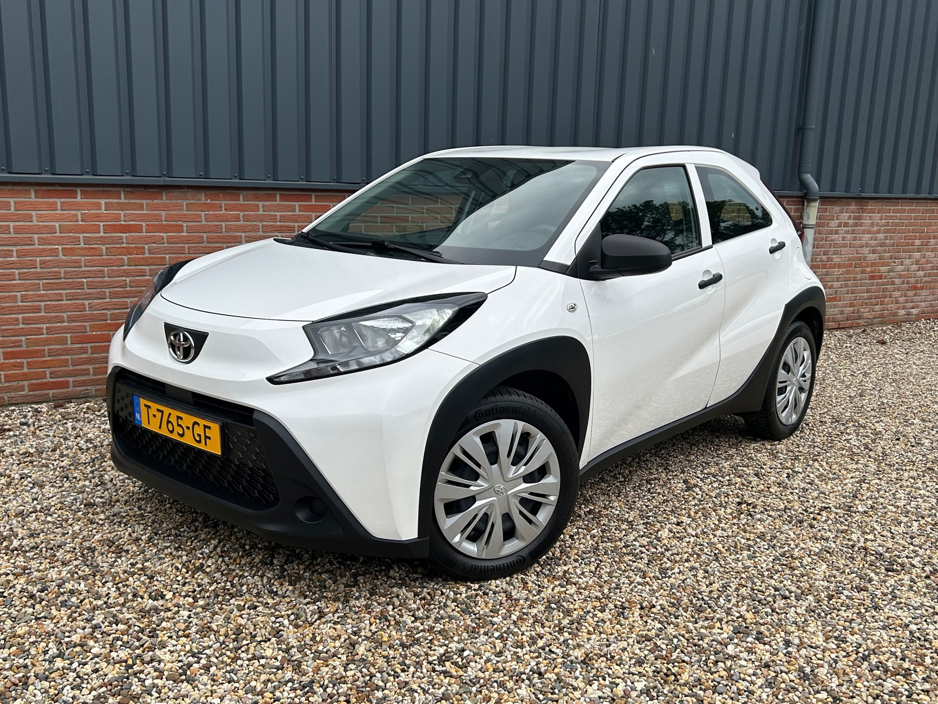 Toyota Toyota Aygo X 1.0 VVT-i MT 2023 - voorkant