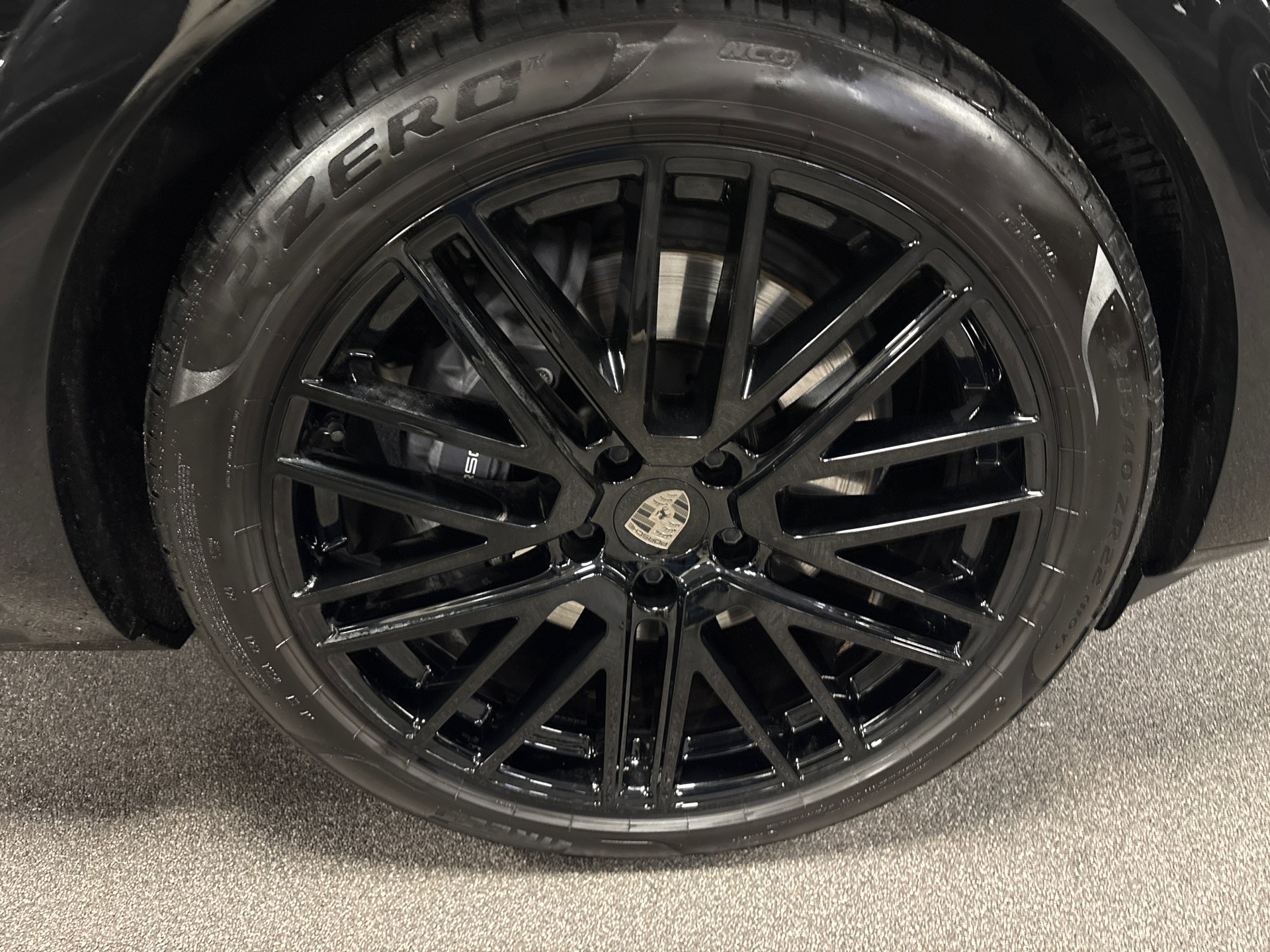 Foto van Porsche Cayenne E-hybrid
