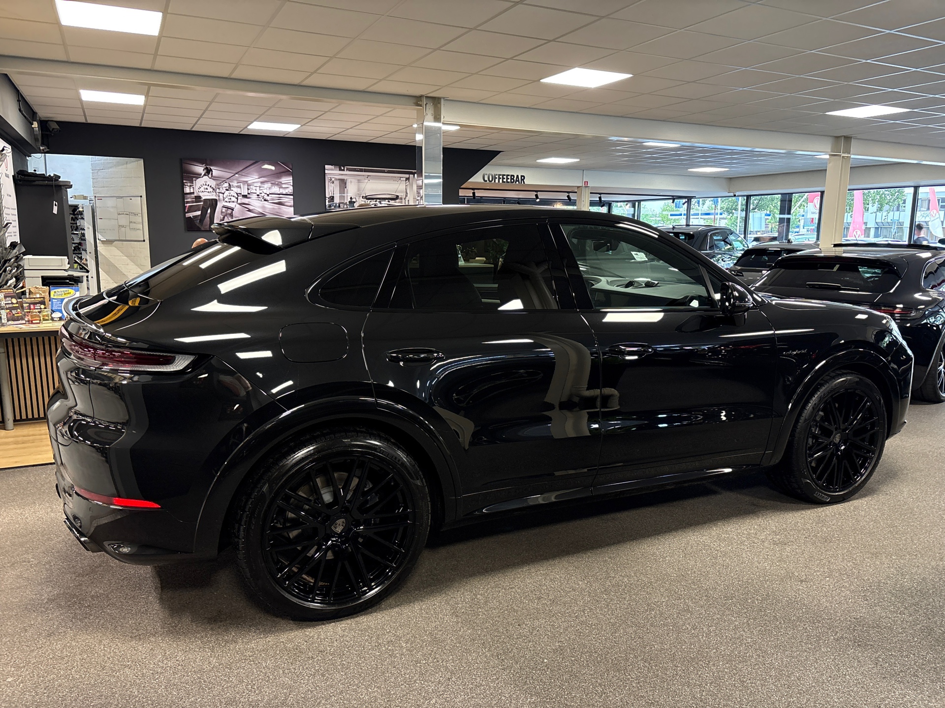 Foto van Porsche Cayenne E-hybrid