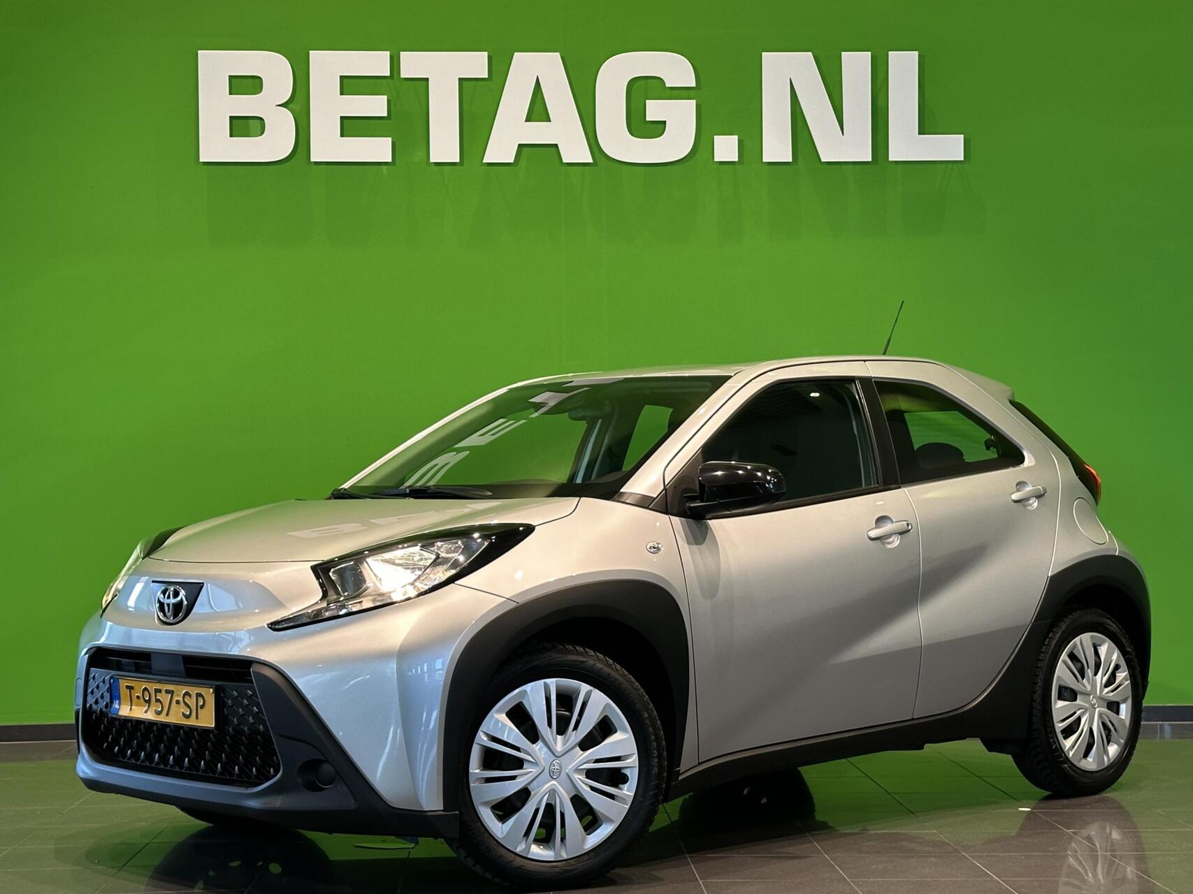 Toyota Toyota Aygo X 1.0 VVT-i MT Play 2023 - voorkant
