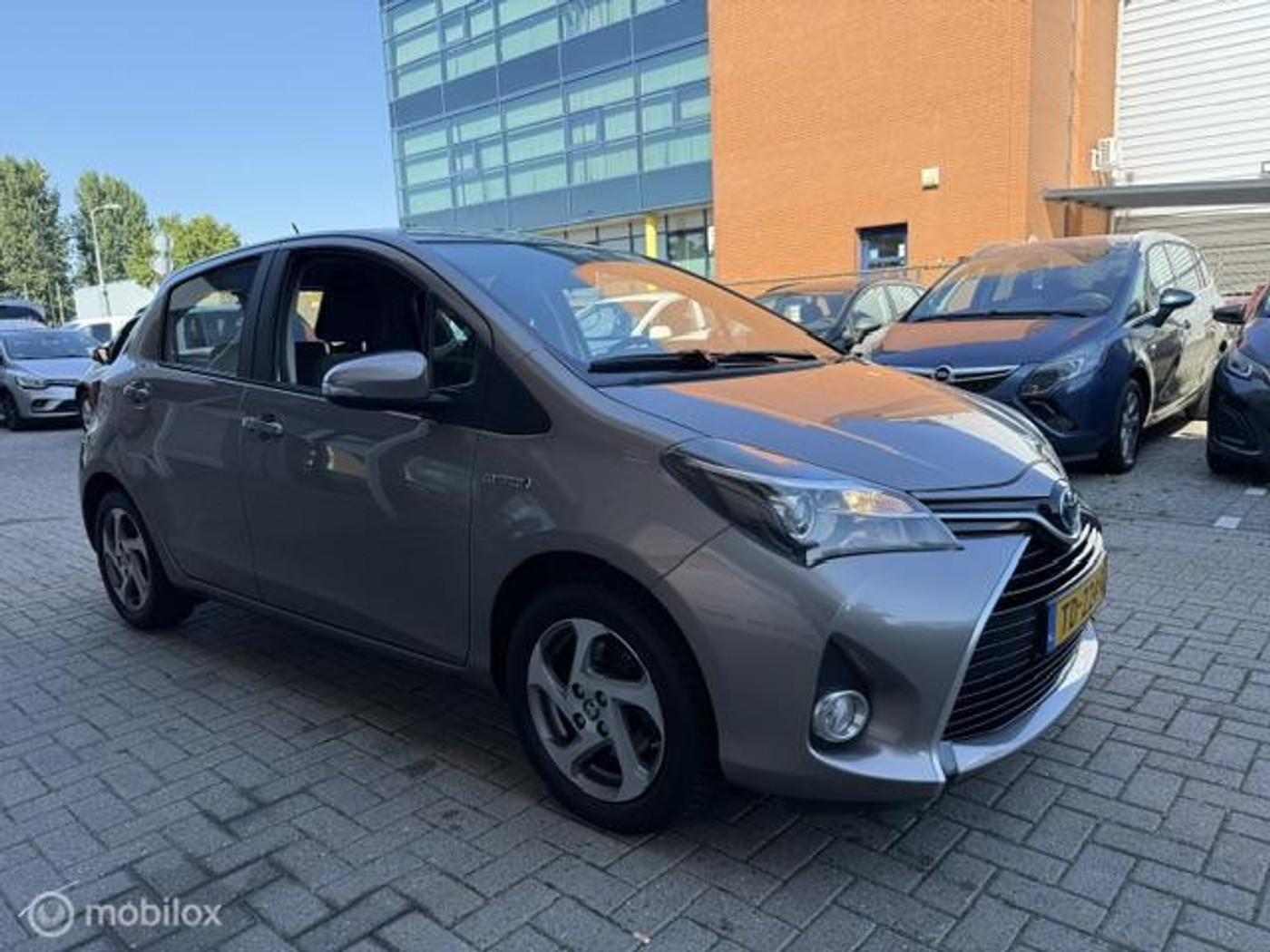 Foto van Toyota Toyota Yaris Hybrid