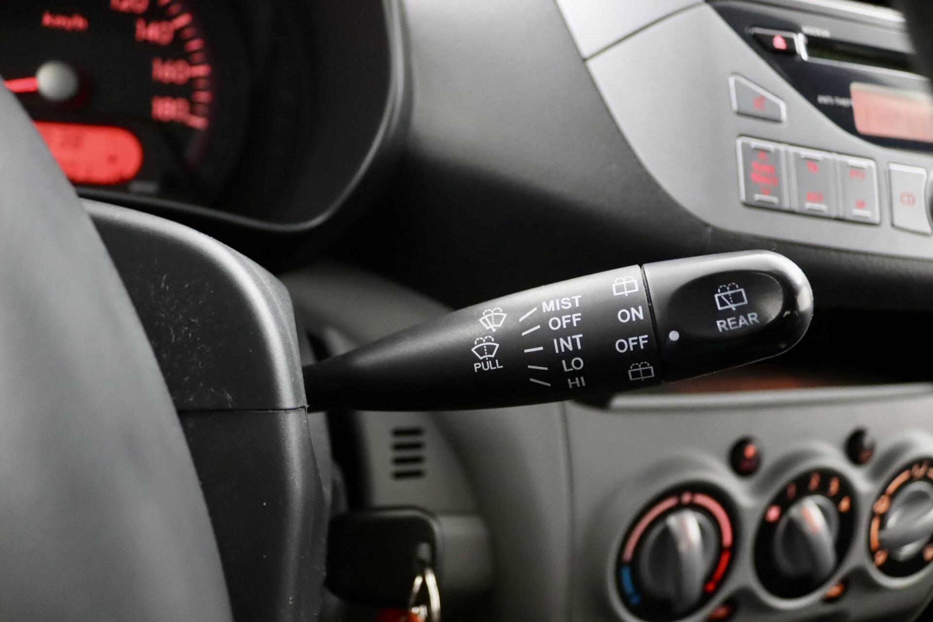 Foto van Nissan Nissan Pixo