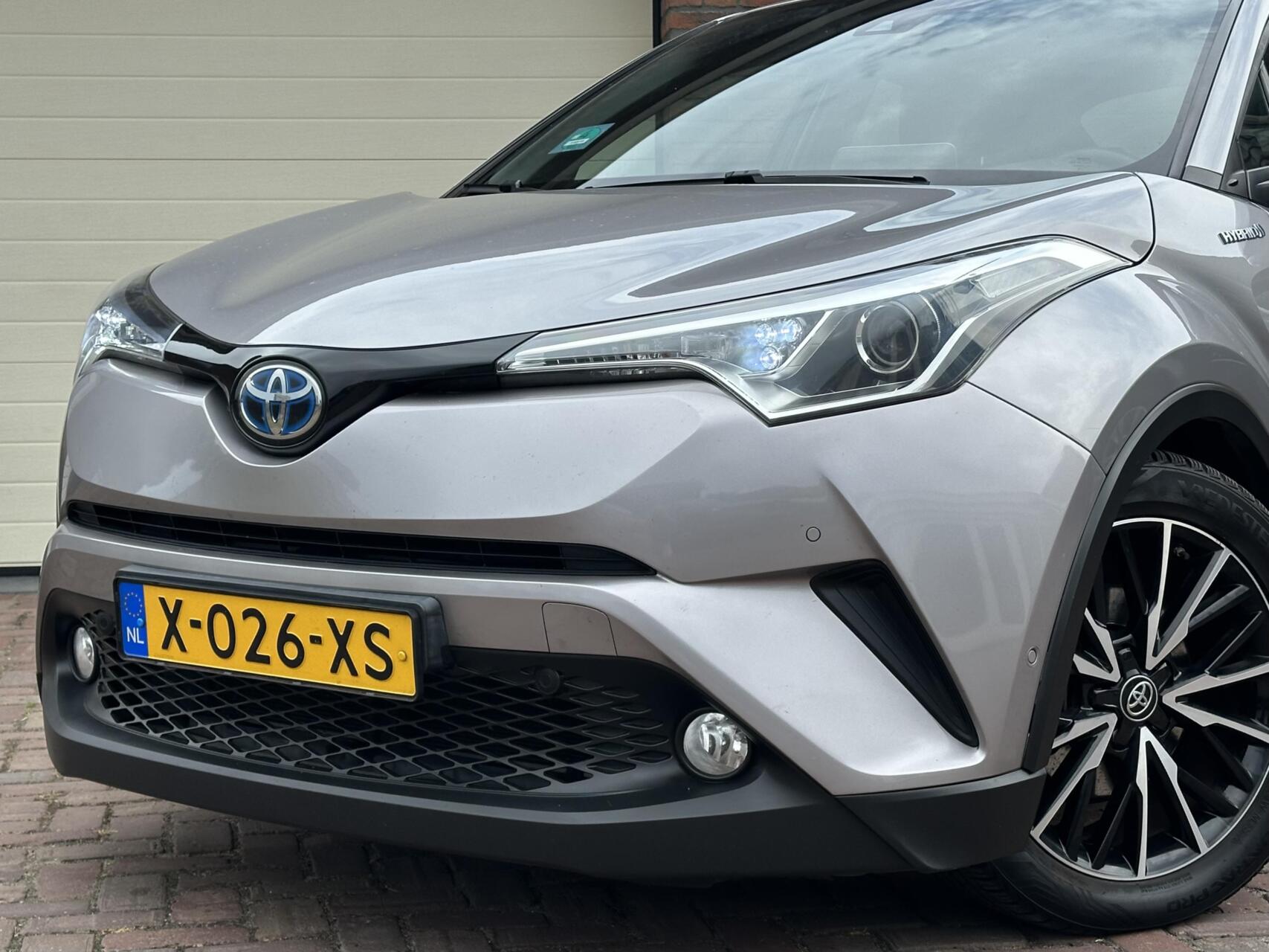 Foto van Toyota Toyota C-hr