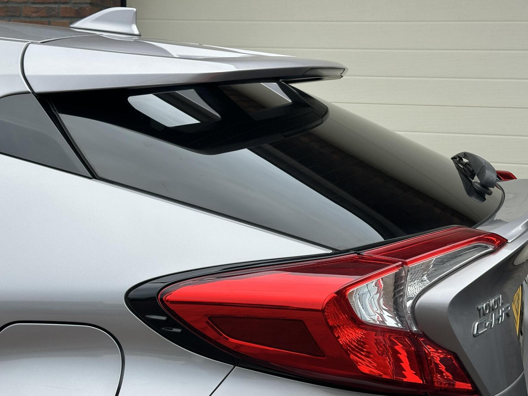 Foto van Toyota Toyota C-hr