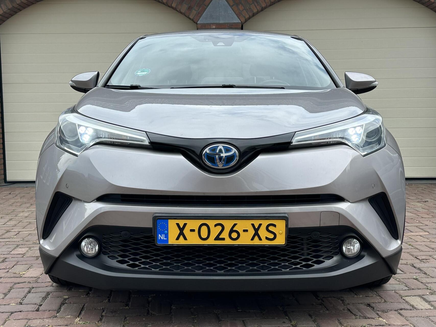 Foto van Toyota Toyota C-hr