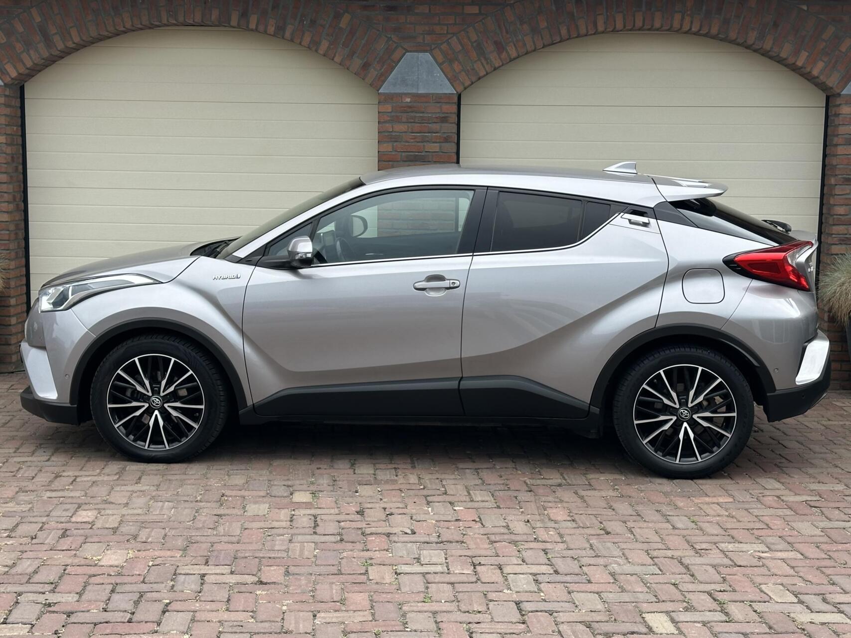 Foto van Toyota Toyota C-hr