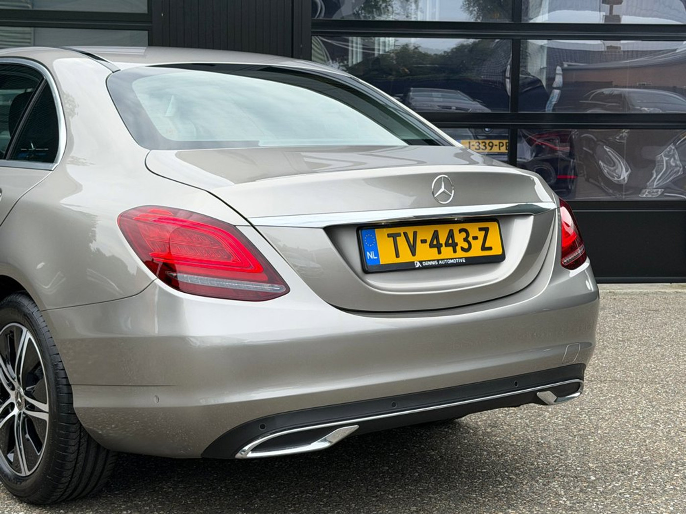 Foto van Mercedes-Benz C 200