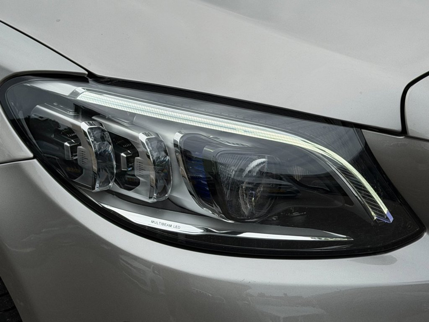 Foto van Mercedes-Benz C 200