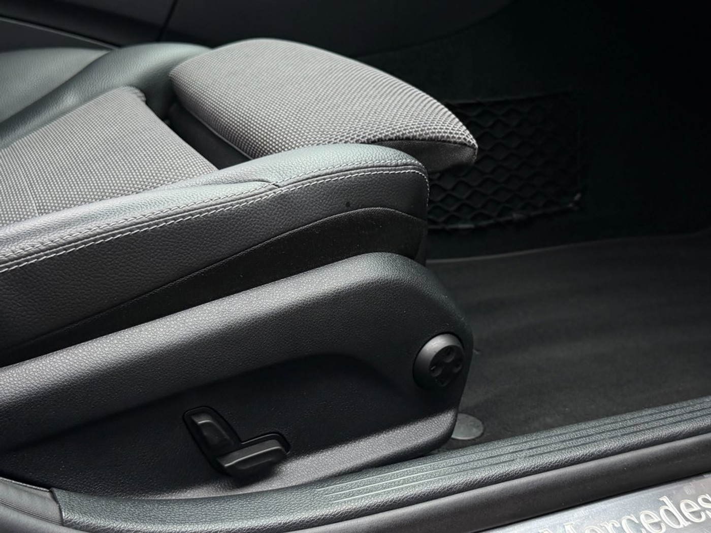 Foto van Mercedes-Benz C 200