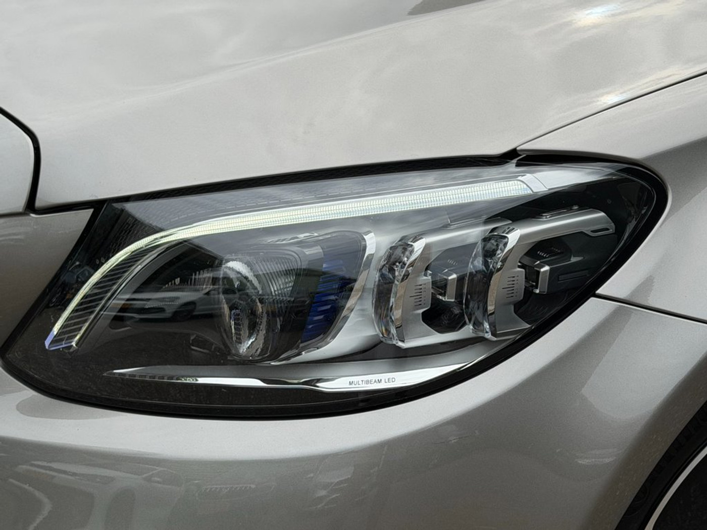 Foto van Mercedes-Benz C 200