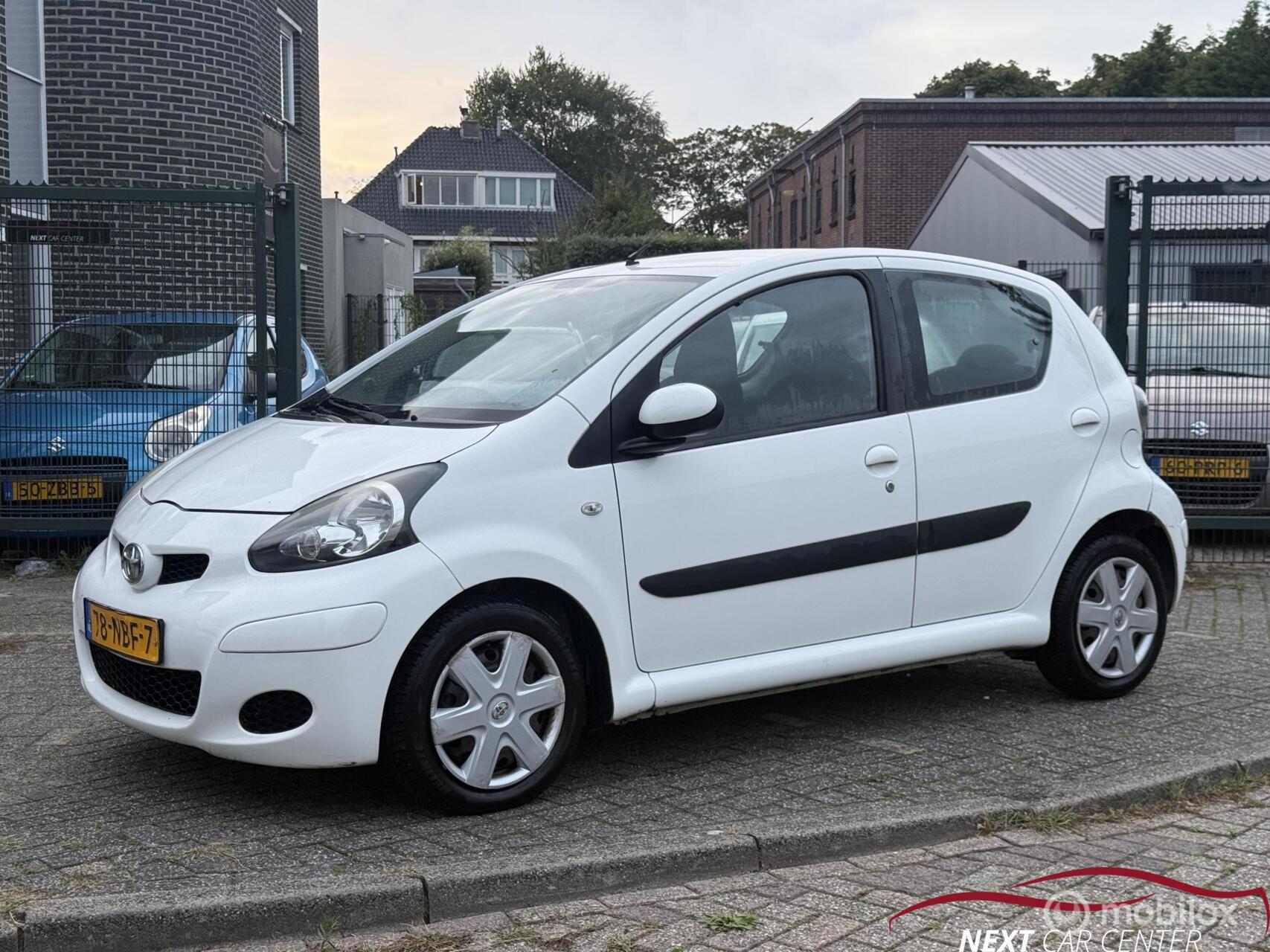 Toyota Toyota Aygo 1.0-12V Comfort 2010 - voorkant