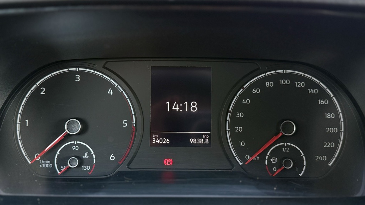 Foto van Volkswagen Caddy Modified Partition Wall