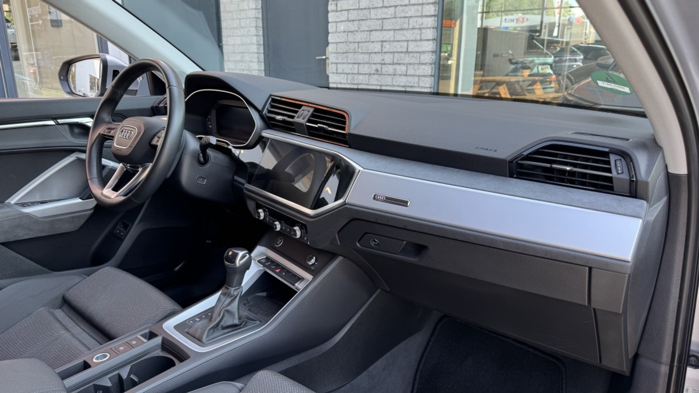 Foto van Audi Q3 E-tron