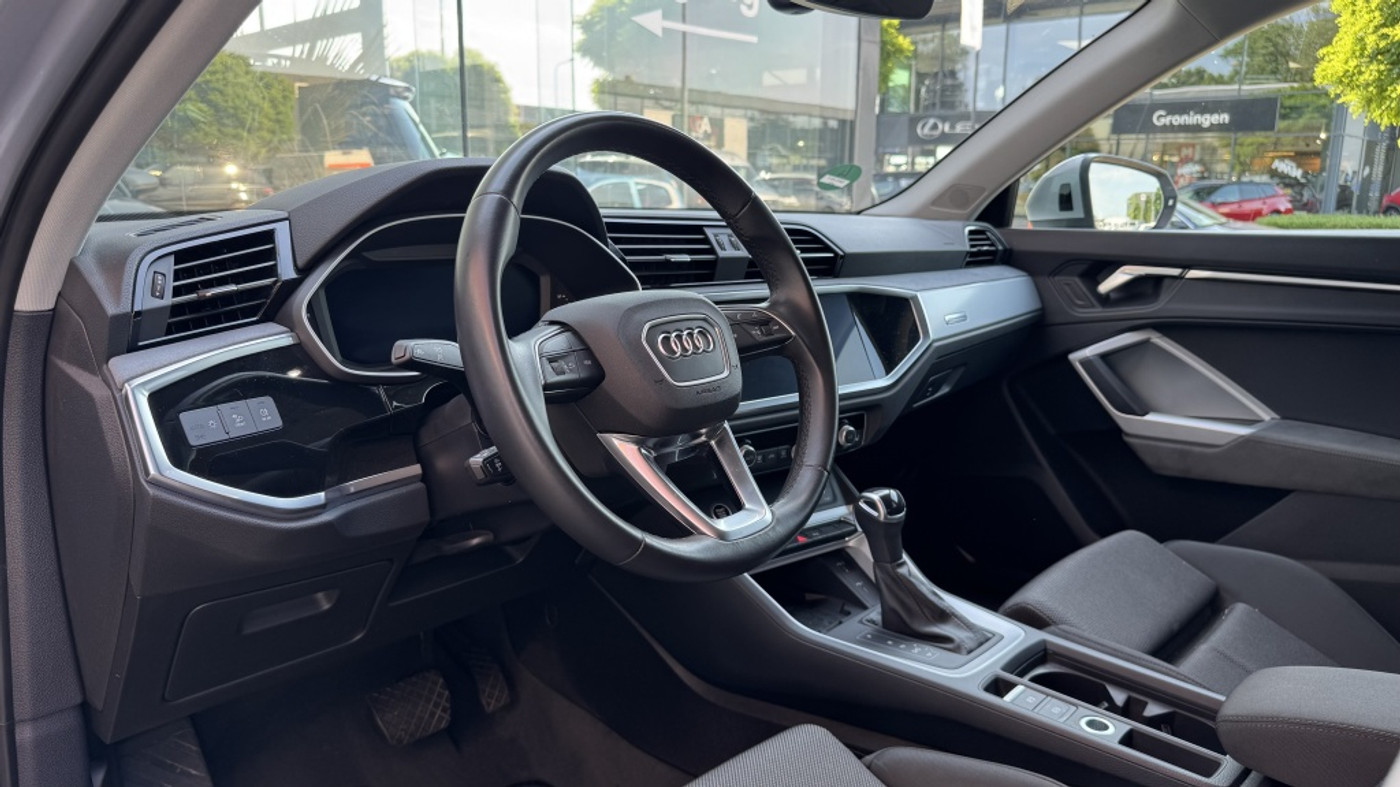 Foto van Audi Q3 E-tron
