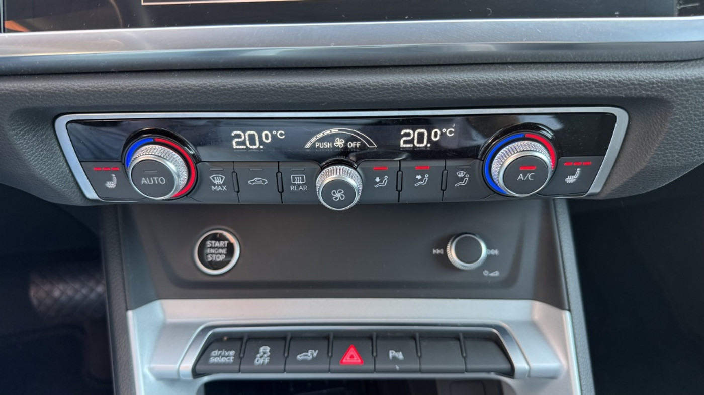 Foto van Audi Q3 E-tron