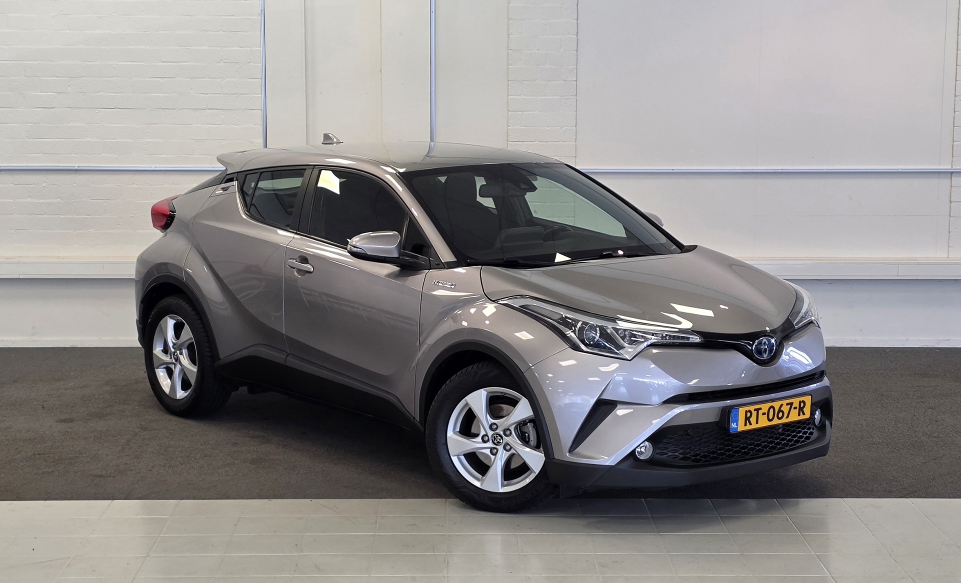 Foto van Toyota Toyota C-hr