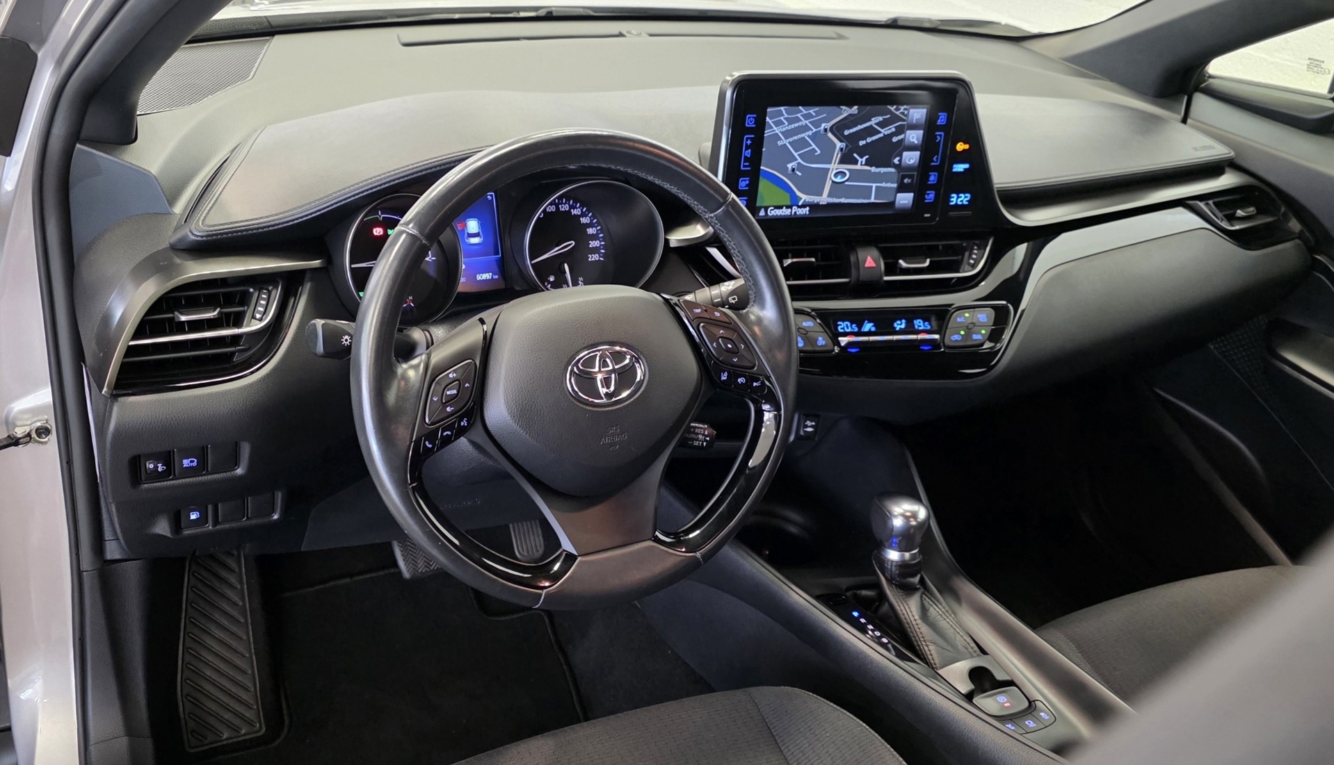 Foto van Toyota Toyota C-hr