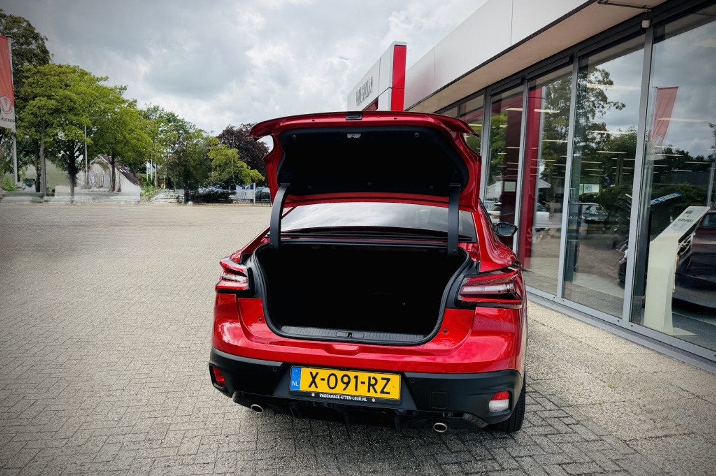 Foto van Citroen C4 X