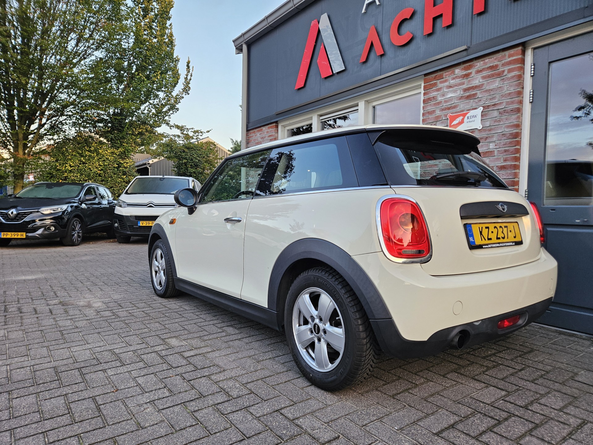 Foto van Mini One