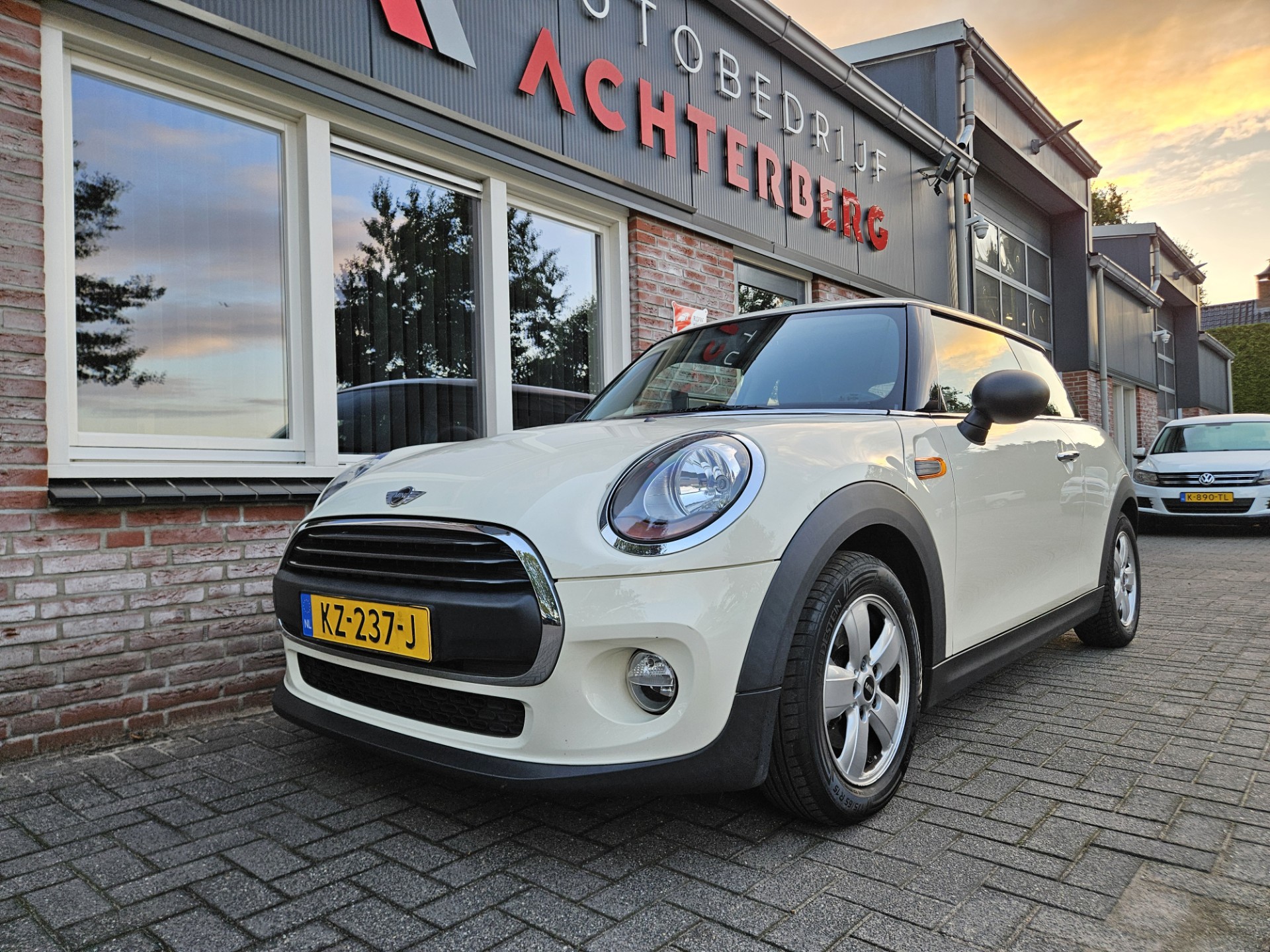 Foto van Mini One