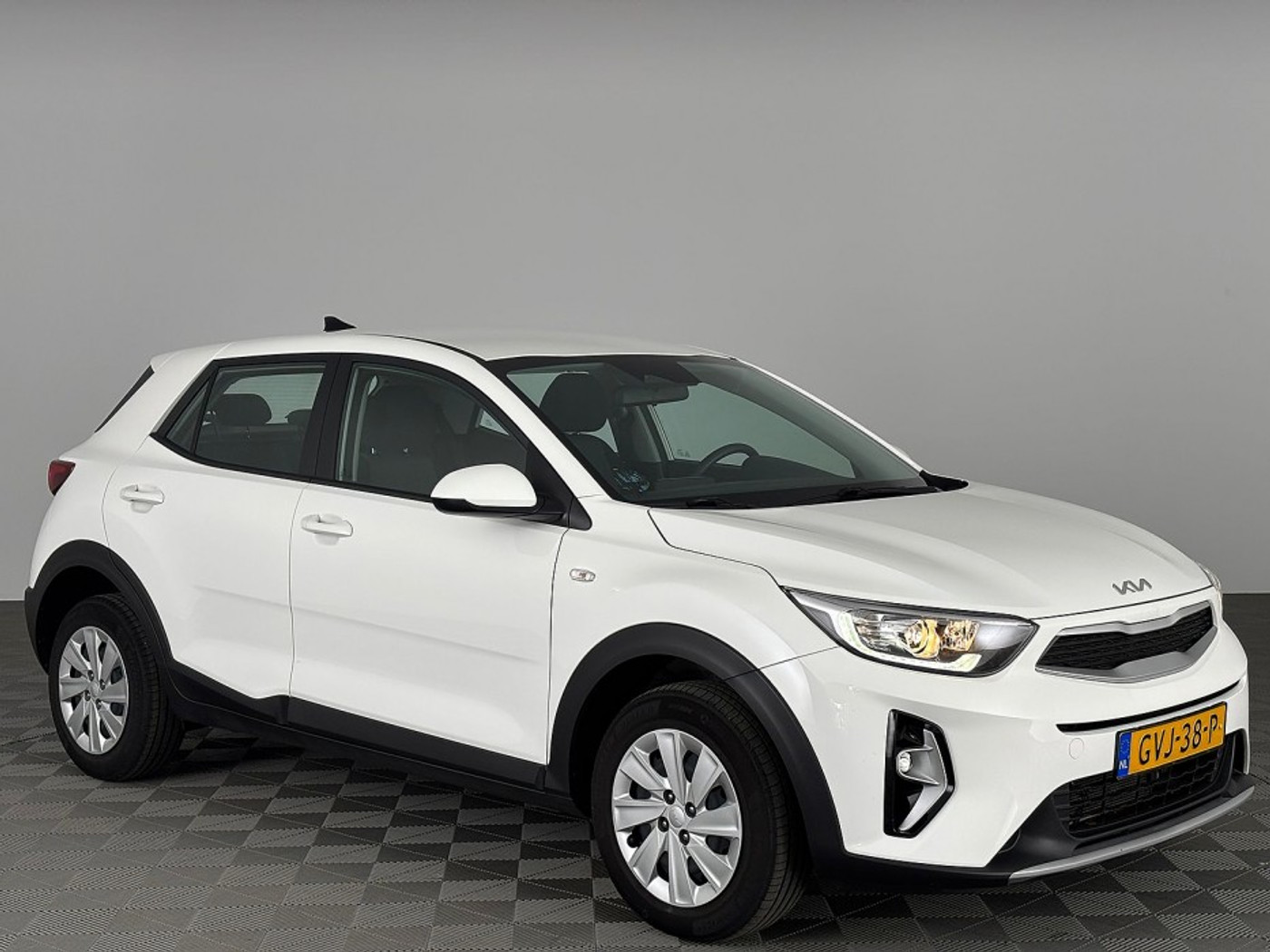Kia Stonic 1.0 T-GDi MHEV ComfortLine ✅ 1e Eigenaar 2024 - voorkant