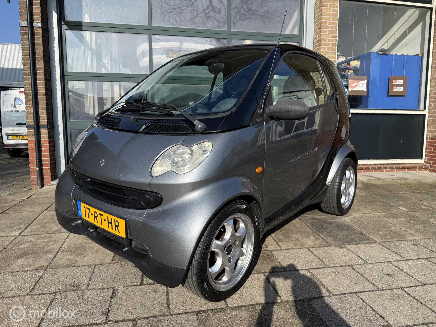 Smart Fortwo Coupe 0.7 pure Inclusief nieuwe apk en beurt! 2005 - voorkant