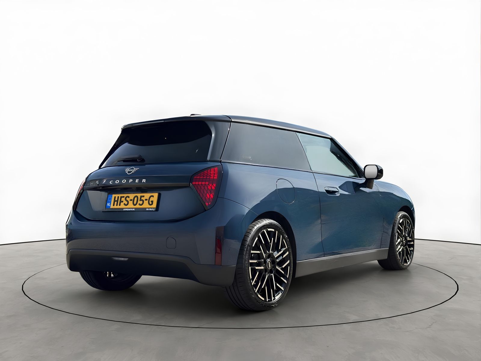 Foto van Mini Cooper E