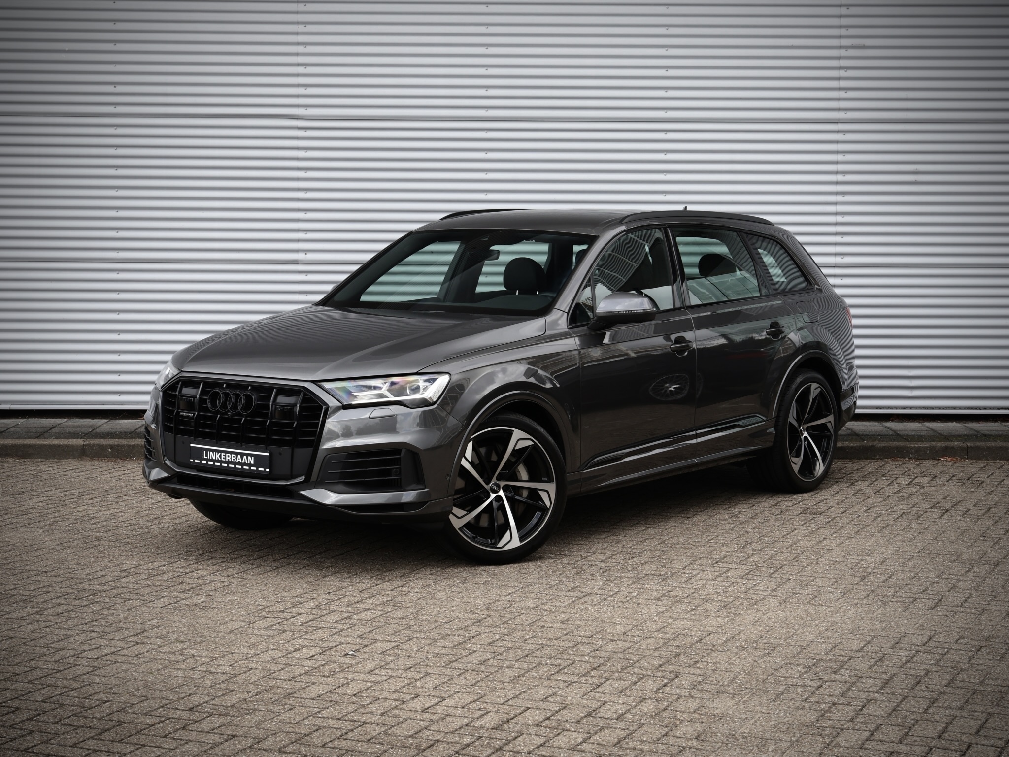 Foto van Audi Q7 55 TFSI E