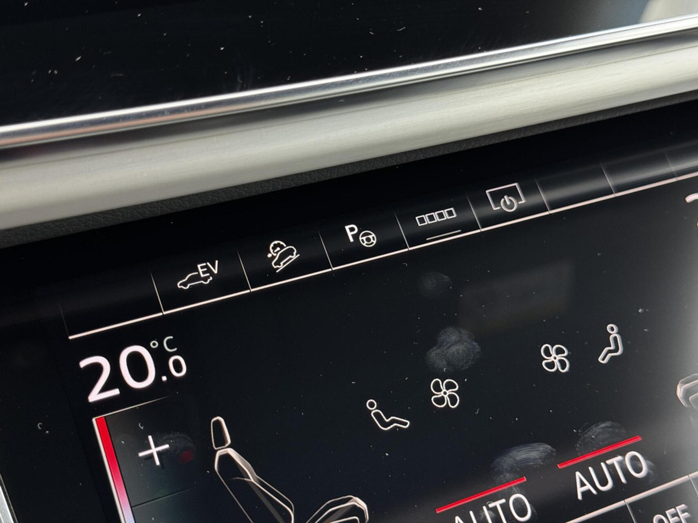 Foto van Audi Q7 55 TFSI E