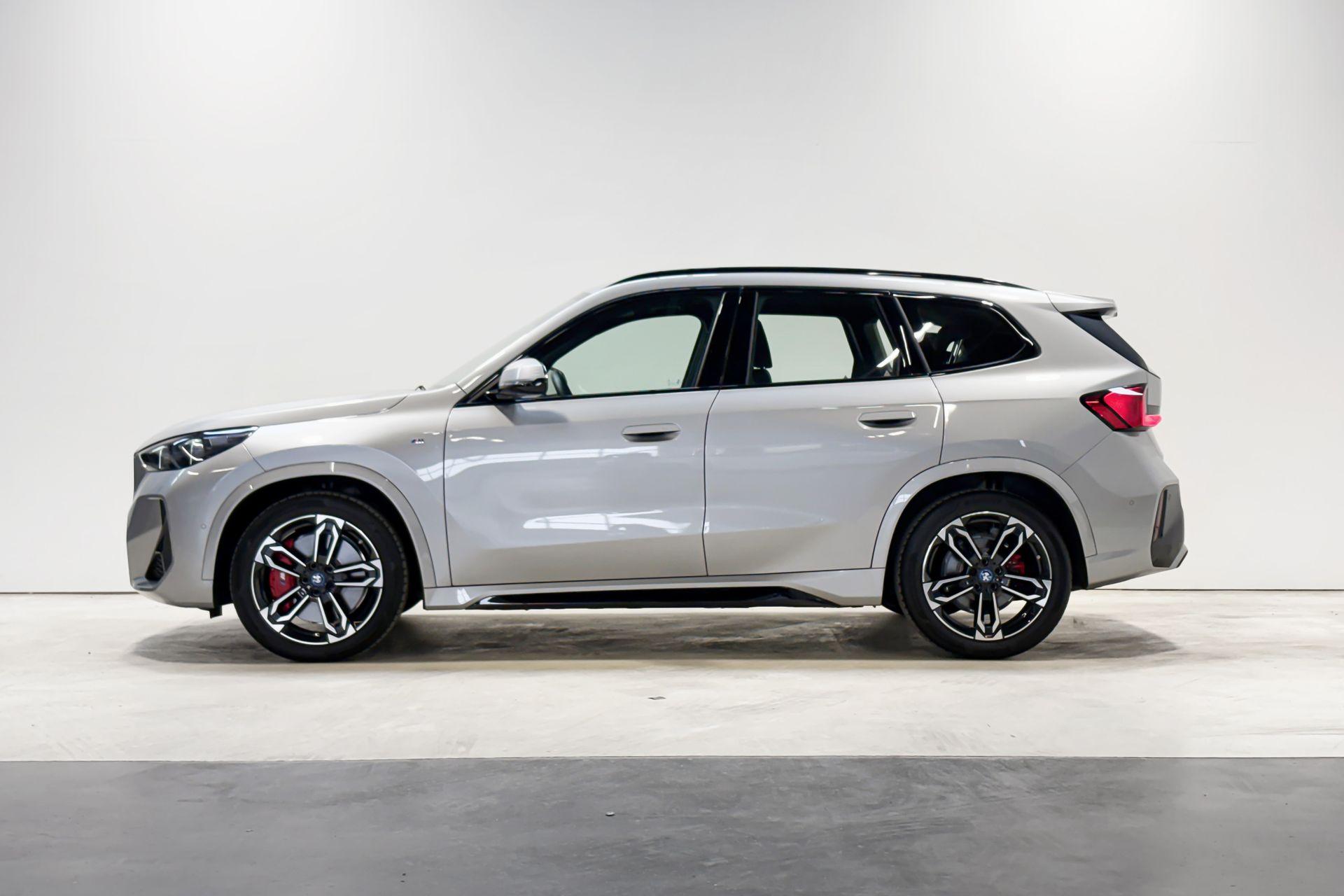 Foto van BMW Ix1 Edrive20