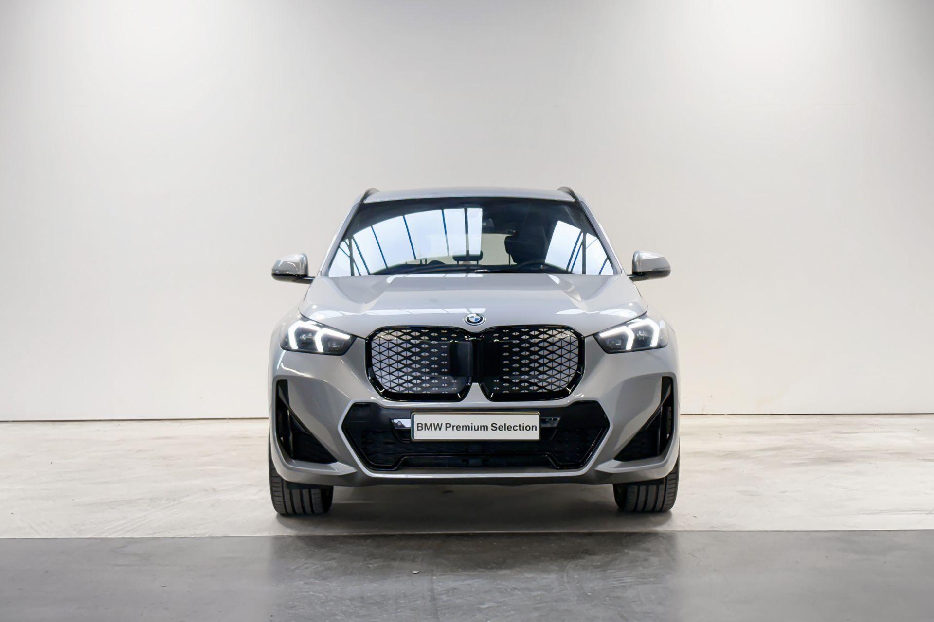 Foto van BMW Ix1 Edrive20
