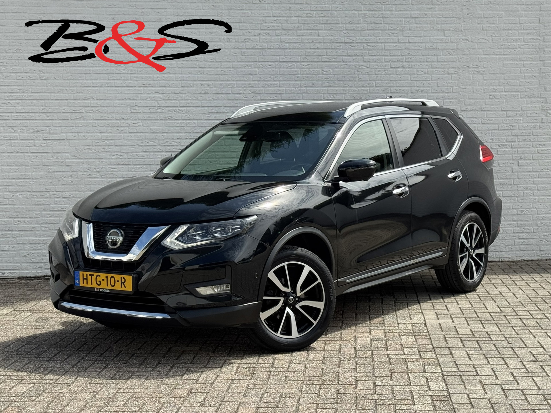 Nissan Nissan X-trail 1.3 DIG-T Business Edition Cruise control Climate control Panoramadak 360 camera Verwarmde voorstoelen/ achterbank 2020 - voorkant