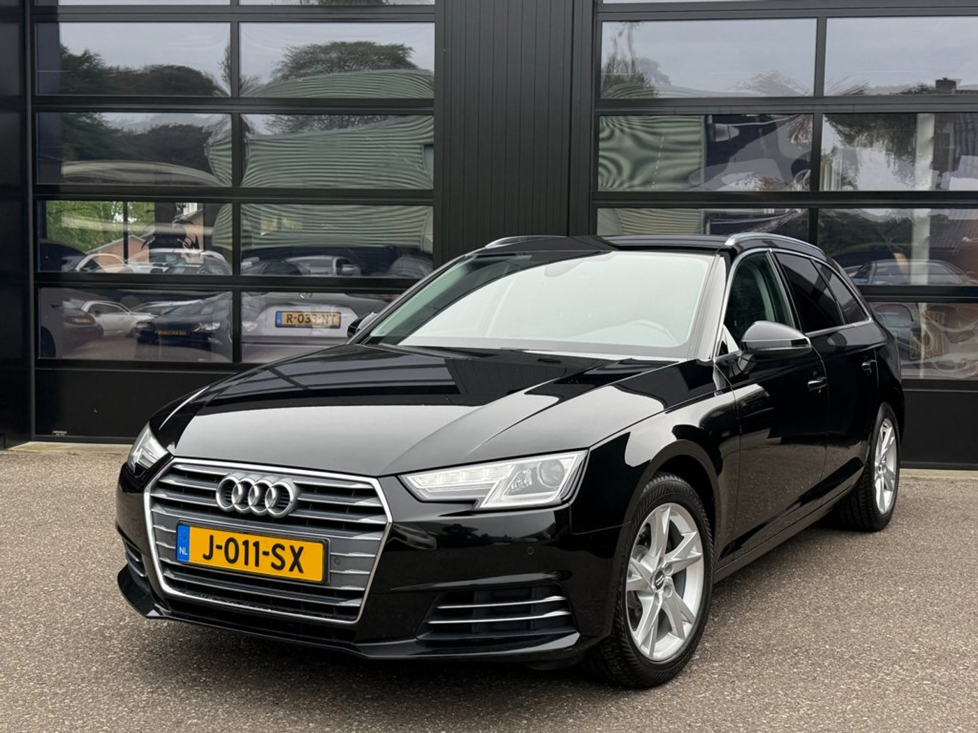 Audi A4 Avant 1.4 TFSI Sport Lease Edition 2018 - voorkant