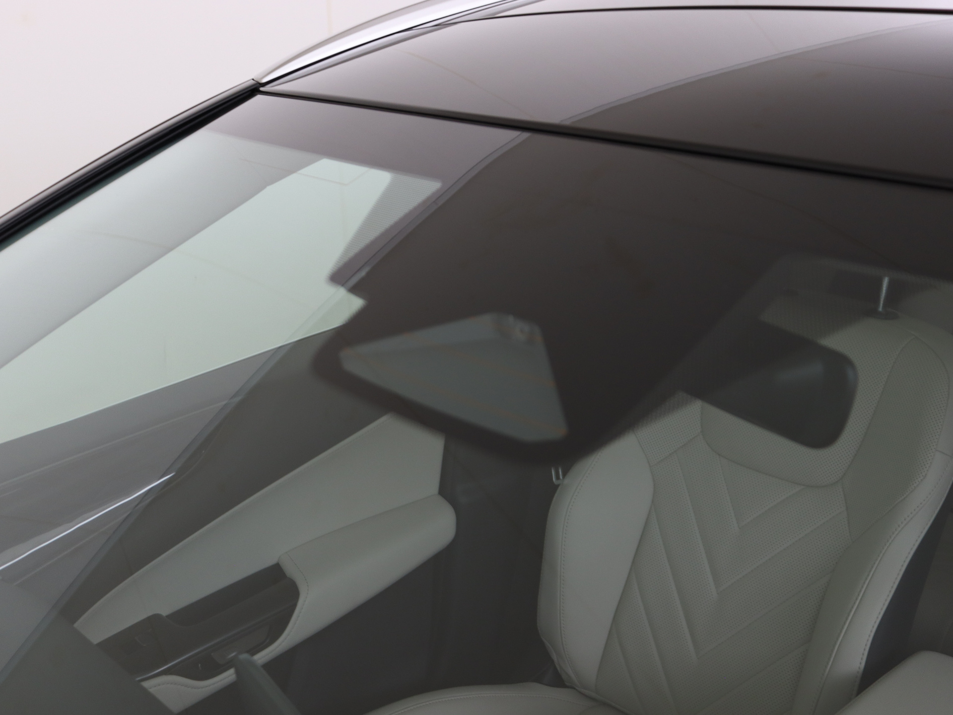 Foto van Lexus Lexus Nx450h+