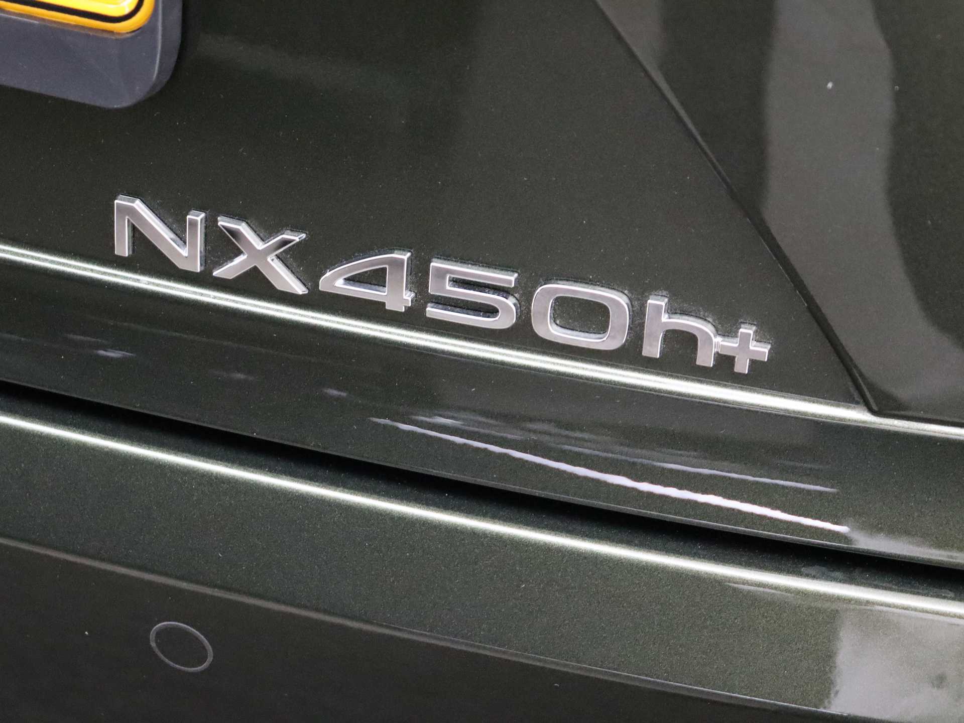 Foto van Lexus Lexus Nx450h+