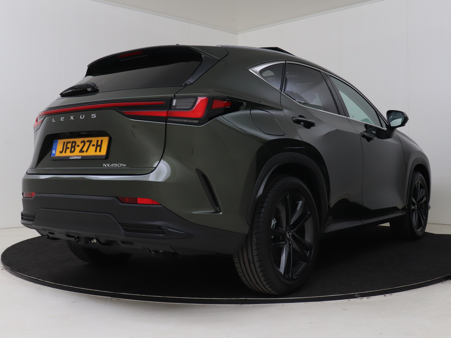 Foto van Lexus Lexus Nx450h+
