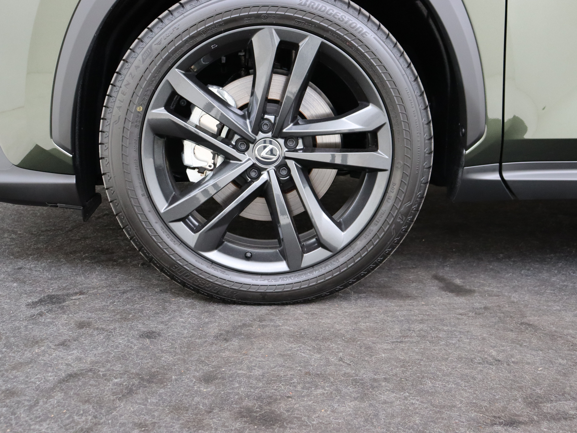 Foto van Lexus Lexus Nx450h+