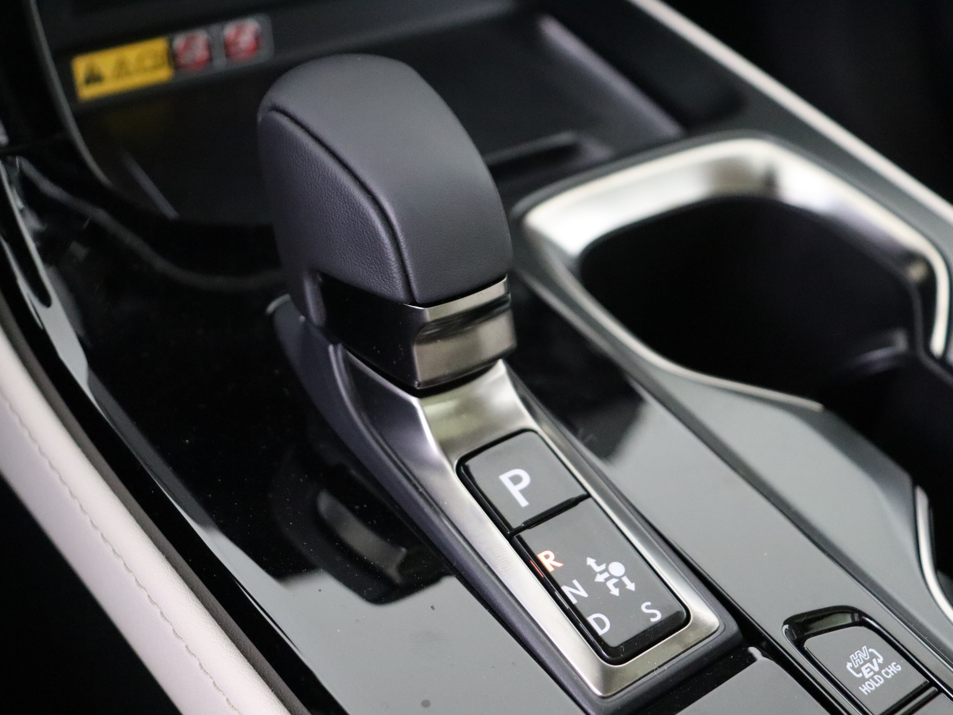 Foto van Lexus Lexus Nx450h+