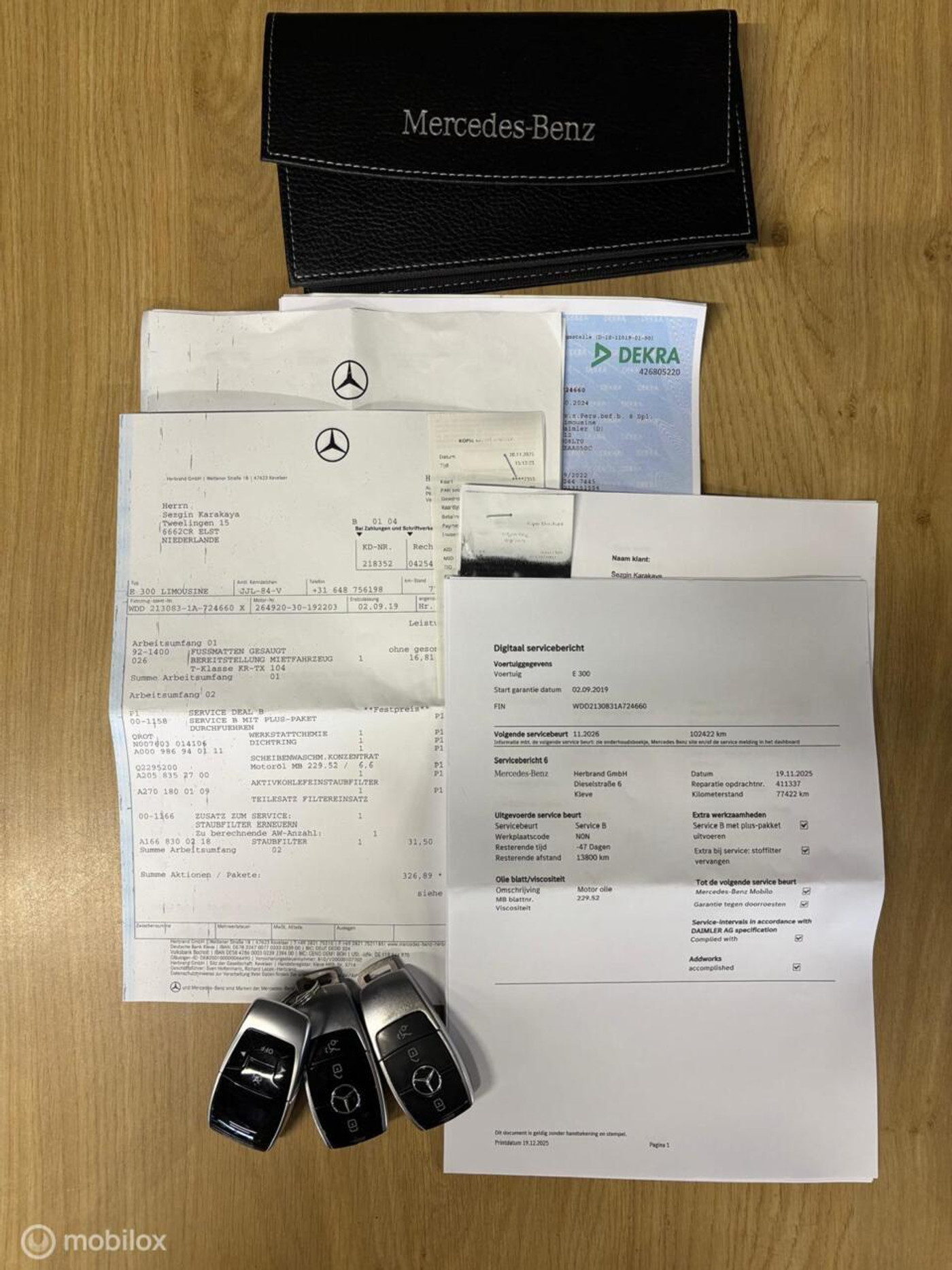 Foto van Mercedes-Benz E 300