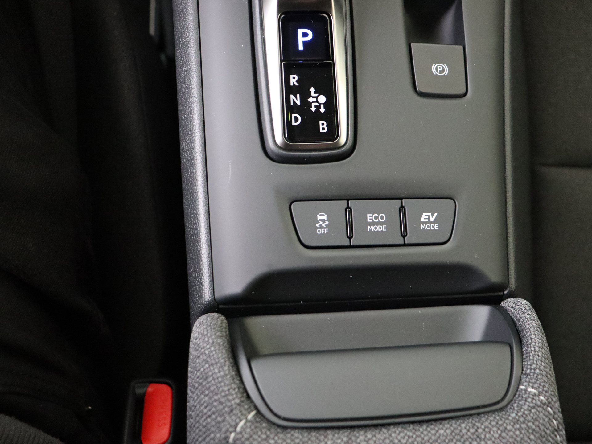 Foto van Lexus Lexus LBX