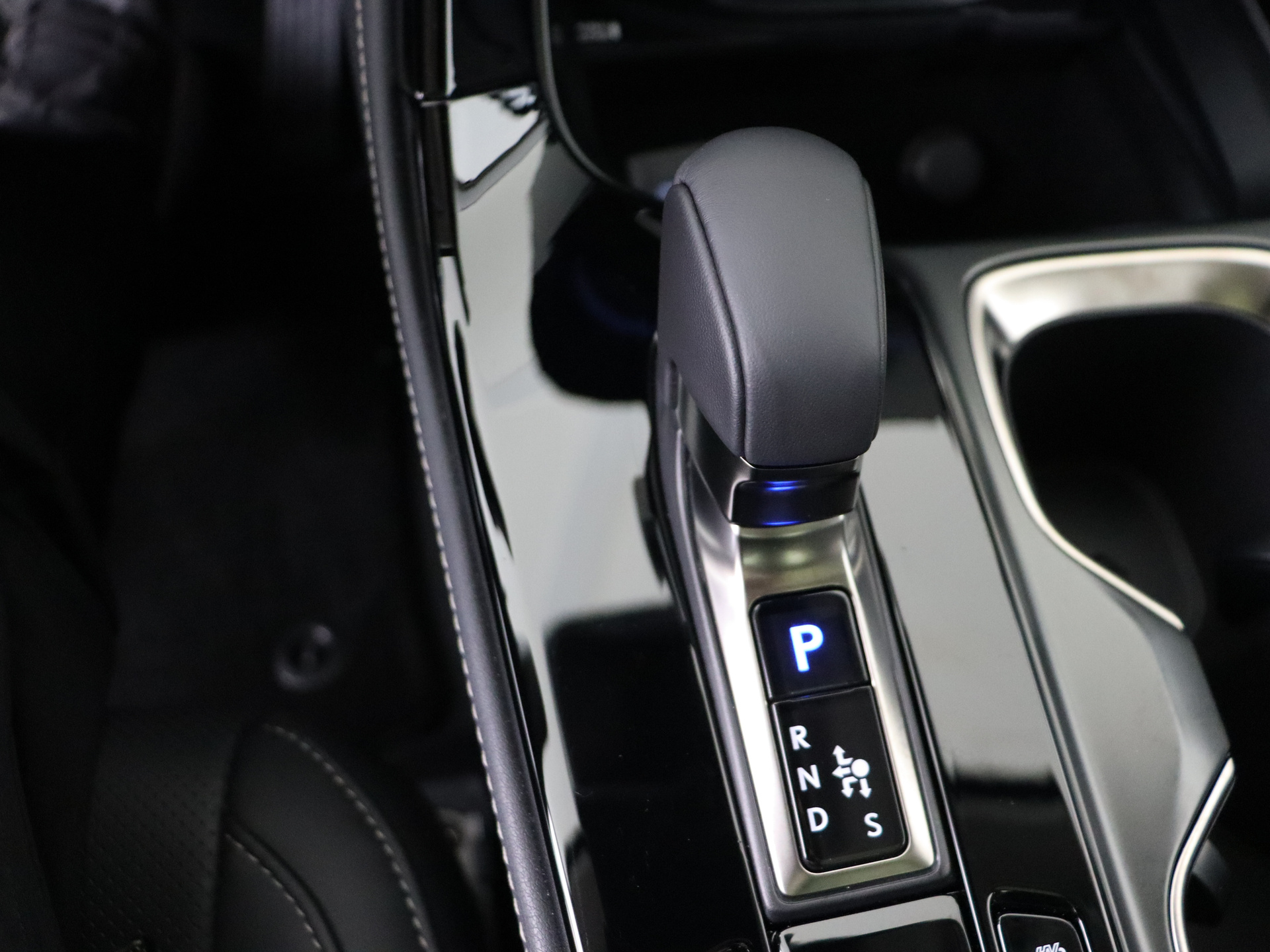 Foto van Lexus Lexus Nx450h+