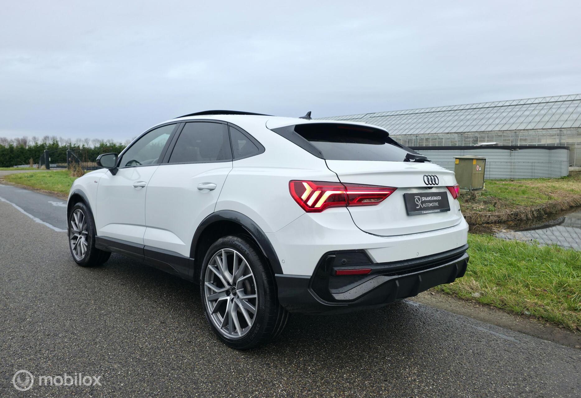 Foto van Audi Q3 Sportback