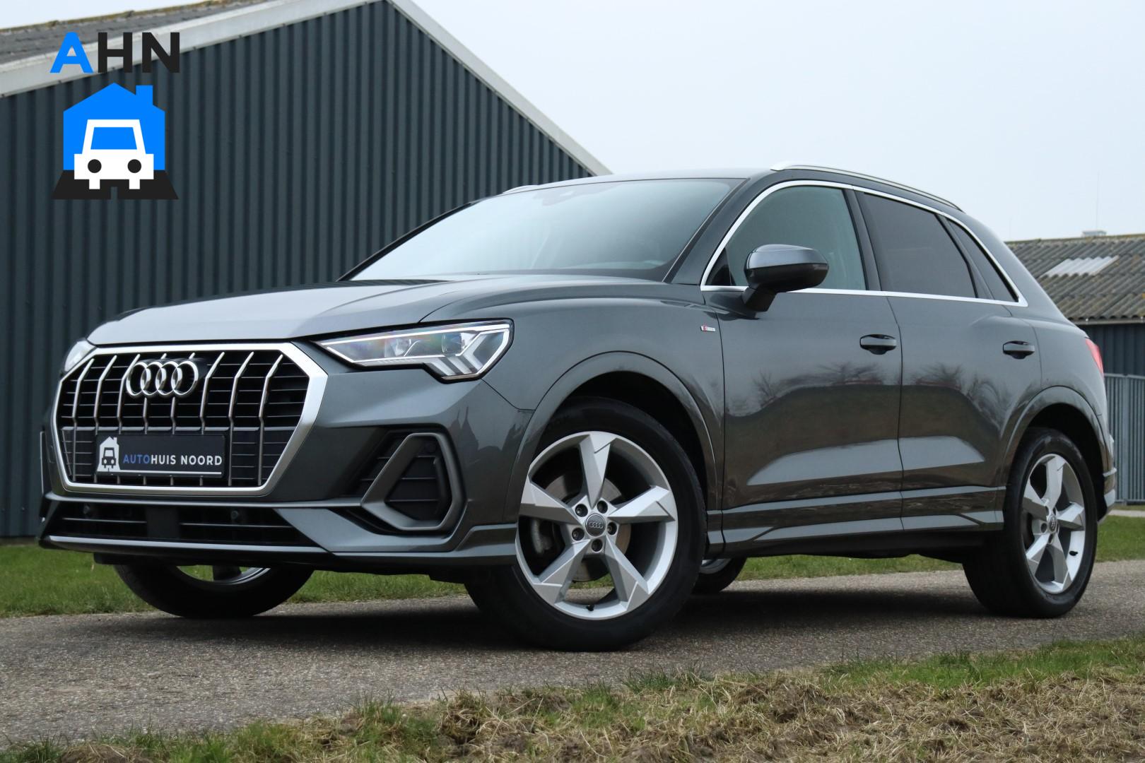 Audi Q3 35 TFSI / 3x S-Line / 150PK / Automaat / Navi / Matrix LED / Keyless / Cruise / 19"! 2019 - voorkant